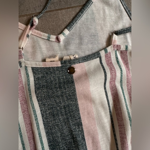 Billabong maxi dress or beach cover up - Picture 3 of 3